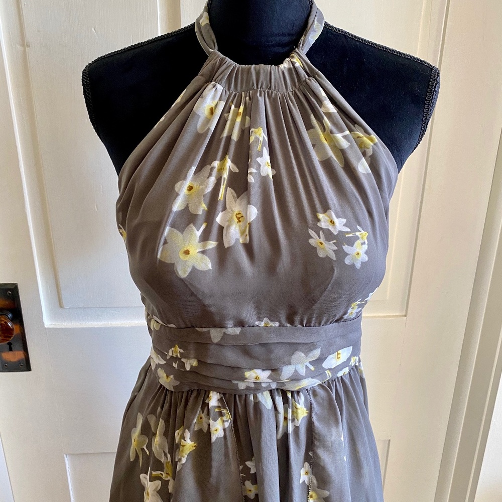 Vince Camuto Dress size 6